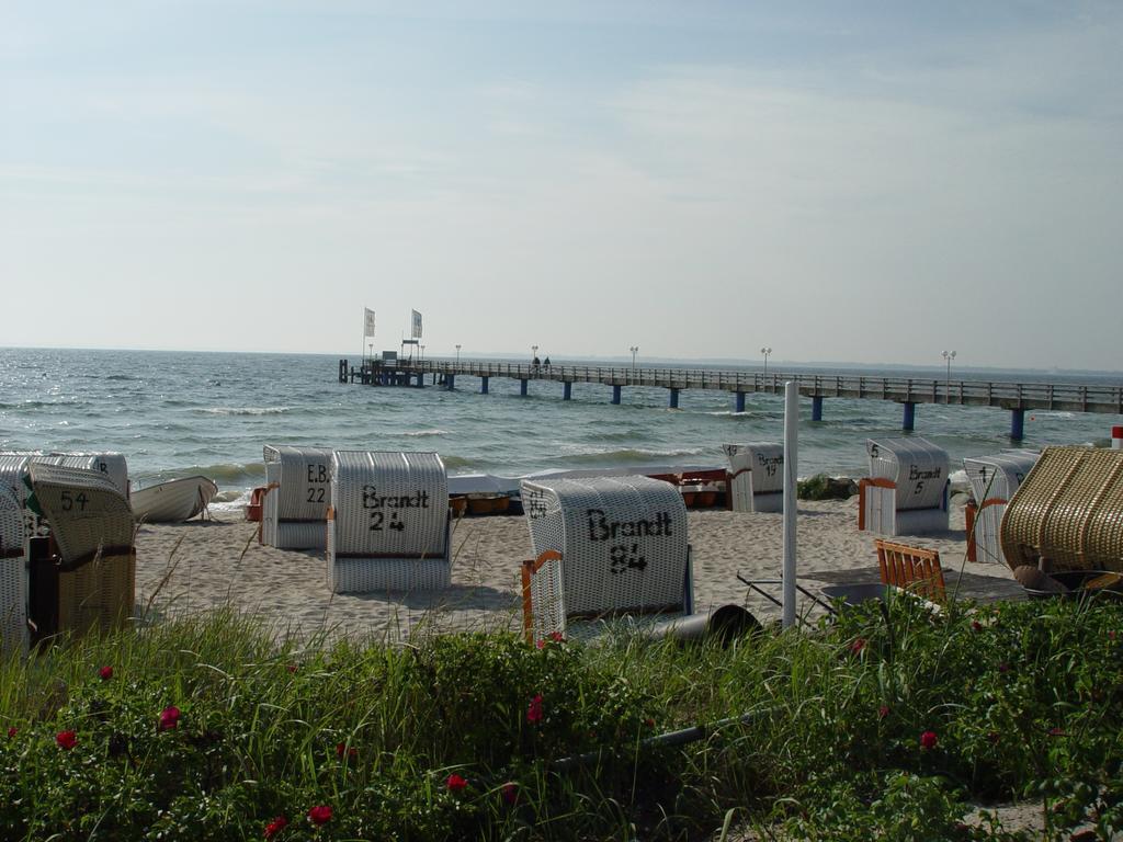 Hotel Landhaus Haffkrug Scharbeutz Exterior photo